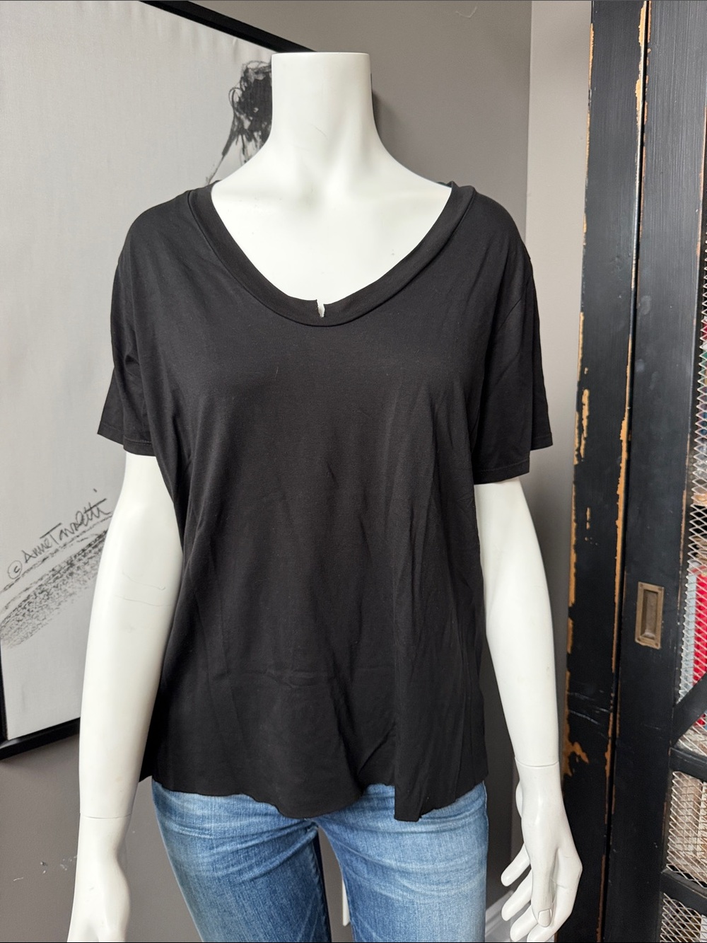 Michael Lauren Black Short Sleeve V-Neck Tee